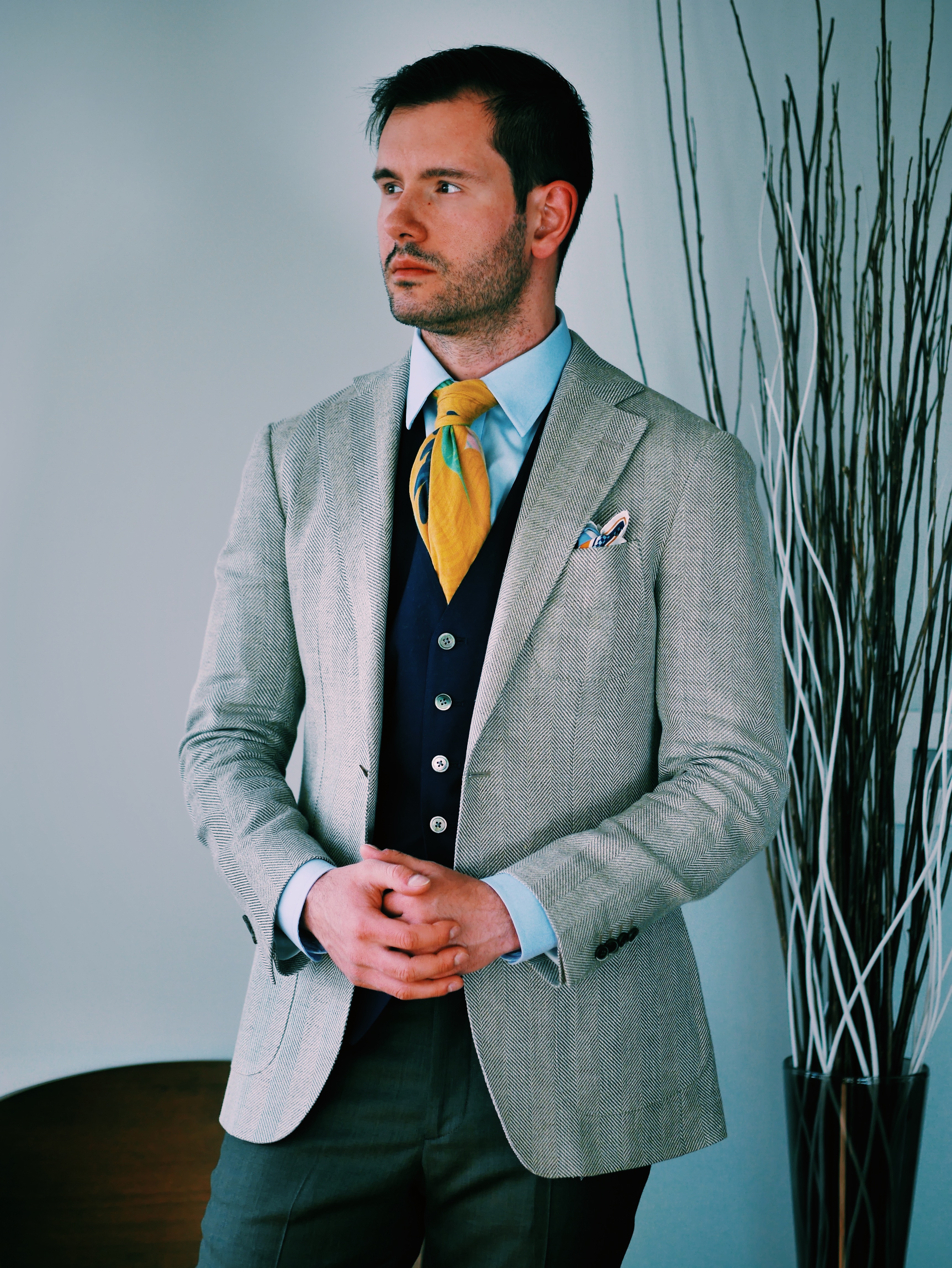 Scarf worn like a tie